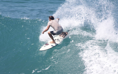 Rincon-PR-surfing